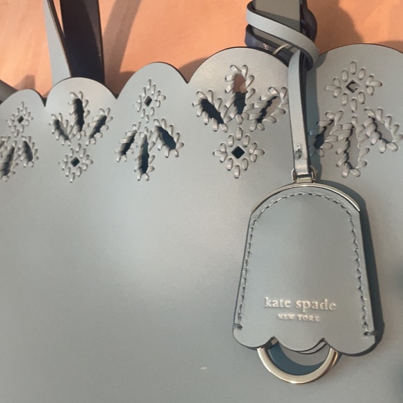 Kate Spade - Picture 2 of 6